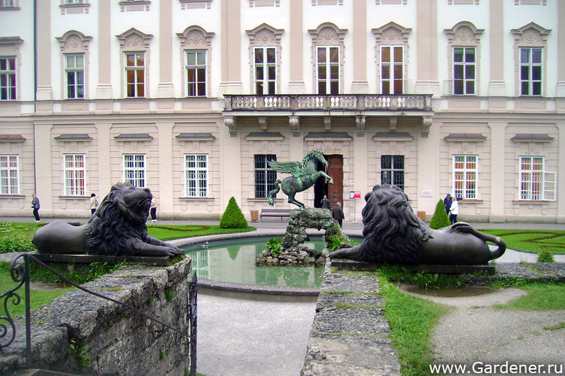 http://www.gardener.ru/gallery/parki/mirabell/11.jpg