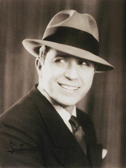 Carlos Gardel - Por Una Cabeza